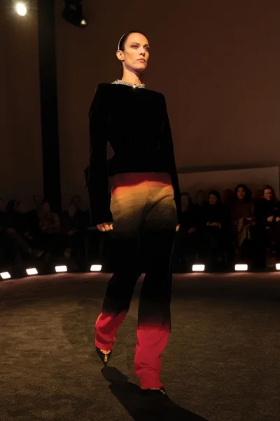 Look 23